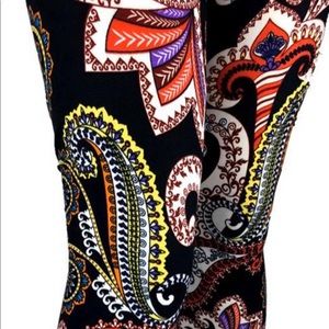 Abstract Paisley Floral Buttery Soft Leggings PS